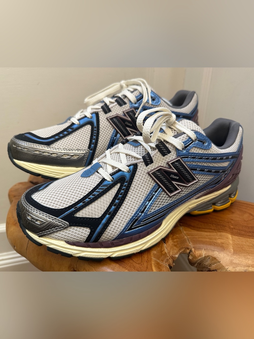 New Balance 1906R- Size: US Men’s 11